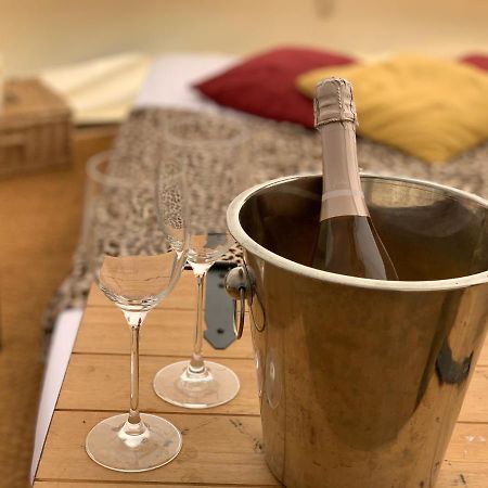 Home Farm Radnage Glamping Bell Tent 2, With Log Burner And Fire Pit Exterior foto